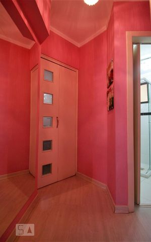 Apartamento à venda com 76m², 2 quartos e 2 vagasCorredor
