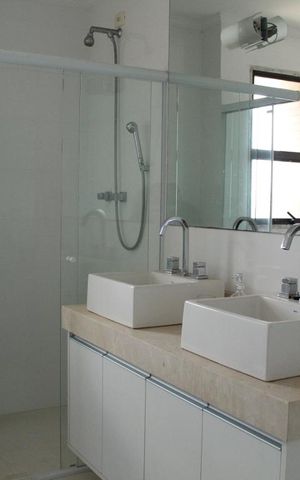 Apartamento à venda com 434m², 4 quartos e 4 vagasBanheiro da Suíte Master