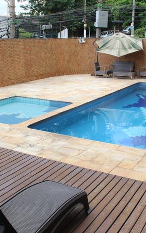Apartamento à venda com 434m², 4 quartos e 4 vagasÁrea comum - Piscina