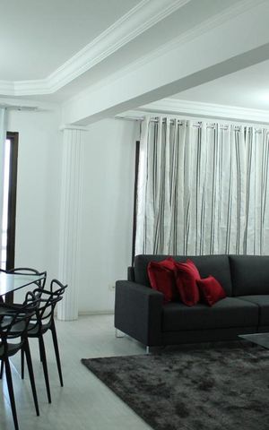 Apartamento à venda com 434m², 4 quartos e 4 vagasSala