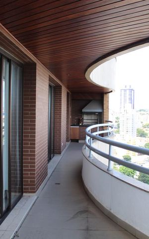 Apartamento à venda com 434m², 4 quartos e 4 vagasVaranda da Sala