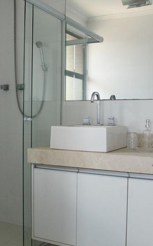 Apartamento à venda com 434m², 4 quartos e 4 vagasBanheiro da Suíte Master
