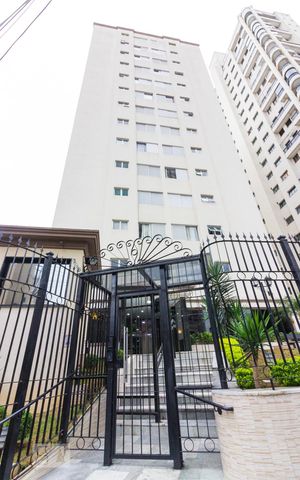 Apartamento à venda com 110m², 2 quartos e 1 vagaFachada