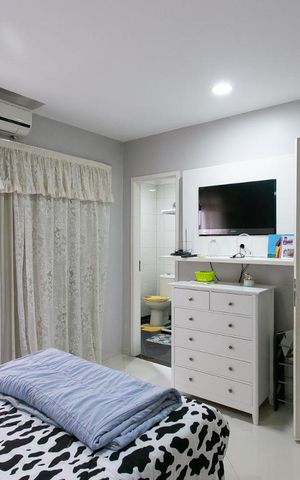 Casa de condomínio para alugar com 310m², 4 quartos e 3 vagasSuíte