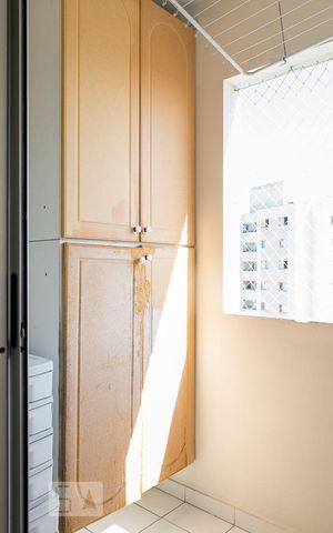 Apartamento à venda com 55m², 2 quartos e 1 vaga Apartamento à venda com 55m², 2 quartos e 1 vagaÁREA DE SERVIÇO