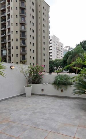 Apartamento à venda com 78m², 1 quarto e sem vagaVaranda