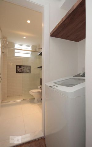 Apartamento à venda com 78m², 1 quarto e sem vagaBanheiro