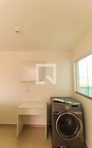 Casa de condomínio para alugar com 150m², 3 quartos e 2 vagas Casa de condomínio para alugar com 150m², 3 quartos e 2 vagasÁrea de Serviço