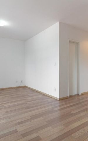 Apartamento para alugar com 65m², 2 quartos e 1 vagaSala