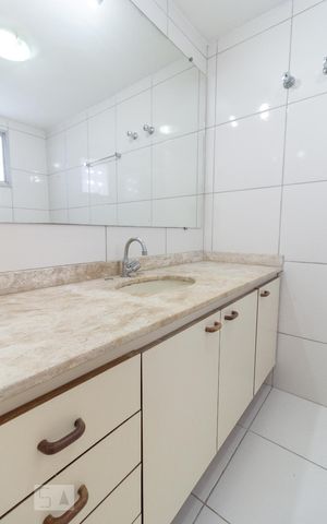 Apartamento para alugar com 65m², 2 quartos e 1 vagaBanheiro