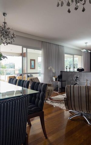 Apartamento à venda com 266m², 4 quartos e 4 vagasSala de Jantar