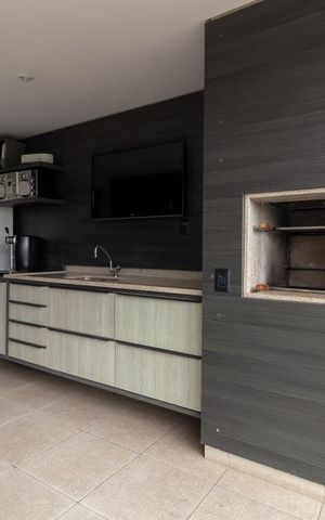 Apartamento à venda com 266m², 4 quartos e 4 vagasVaranda