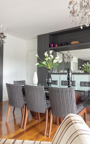Apartamento à venda com 266m², 4 quartos e 4 vagasSala de Jantar