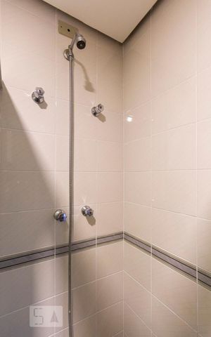 Apartamento à venda com 128m², 3 quartos e 2 vagasBanheiro social
