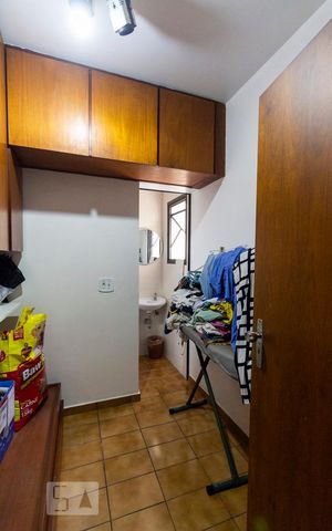 Apartamento à venda com 128m², 3 quartos e 2 vagasQuarto de serviço