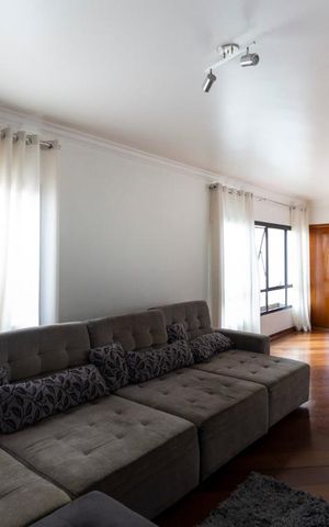 Apartamento à venda com 128m², 3 quartos e 2 vagasSala