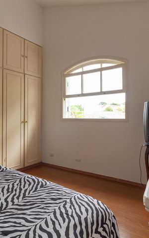 Casa de condomínio à venda com 430m², 4 quartos e 4 vagasSuíte 3