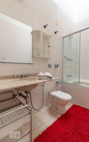Casa de condomínio à venda com 430m², 4 quartos e 4 vagasBanheiro Suíte 1