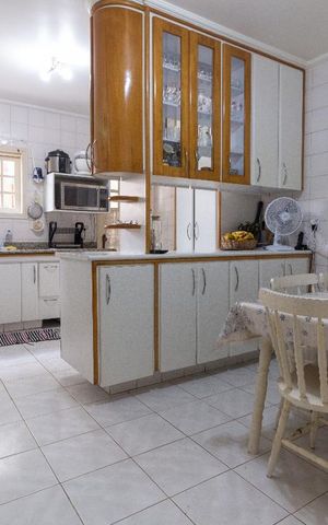Casa de condomínio à venda com 430m², 4 quartos e 4 vagasCozinha