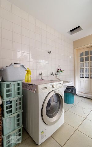 Casa de condomínio à venda com 430m², 4 quartos e 4 vagasÁrea de Serviço