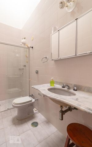 Casa de condomínio à venda com 430m², 4 quartos e 4 vagasBanheiro Suíte 4