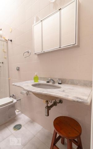 Casa de condomínio à venda com 430m², 4 quartos e 4 vagasBanheiro Suíte 4