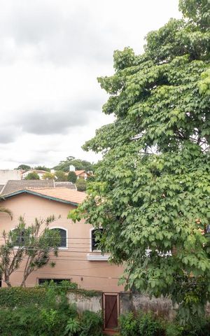 Casa de condomínio à venda com 430m², 4 quartos e 4 vagasVista