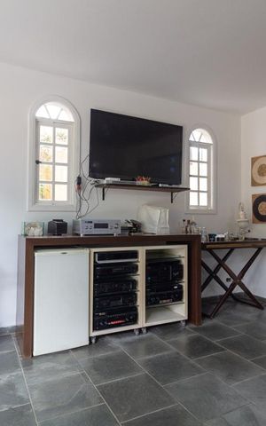 Casa de condomínio à venda com 430m², 4 quartos e 4 vagasSalão Multiuso