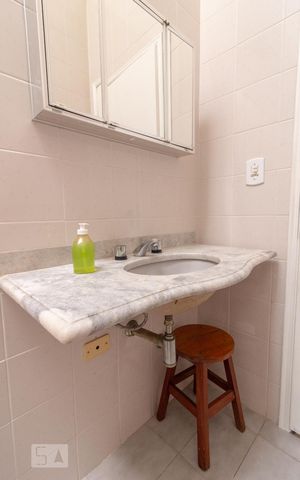 Casa de condomínio à venda com 430m², 4 quartos e 4 vagasBanheiro Suíte 4