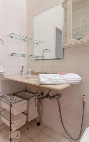 Casa de condomínio à venda com 430m², 4 quartos e 4 vagasBanheiro Suíte 1