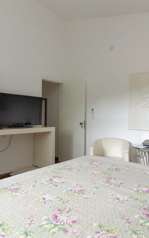 Casa de condomínio à venda com 430m², 4 quartos e 4 vagasSuíte 2