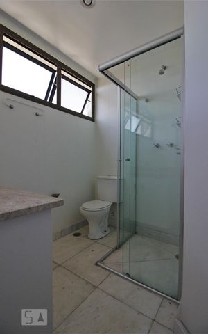 Apartamento à venda com 350m², 6 quartos e 5 vagasBanheiro da suíte 2