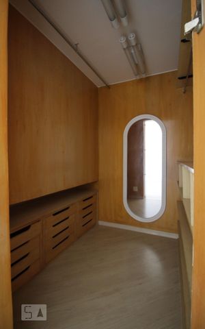 Apartamento à venda com 350m², 6 quartos e 5 vagasCloset