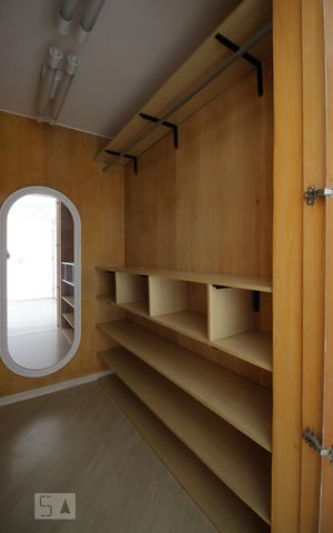 Apartamento à venda com 350m², 6 quartos e 5 vagasCloset
