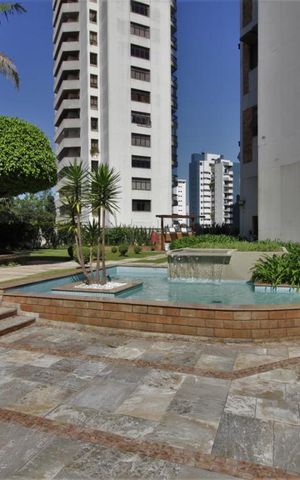 Apartamento à venda com 350m², 6 quartos e 5 vagasÁrea comum