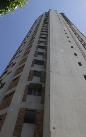 Apartamento à venda com 350m², 6 quartos e 5 vagasFachada