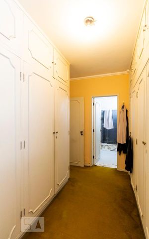 Casa para alugar com 420m², 4 quartos e 4 vagasCloset Quarto 4 - Suíte