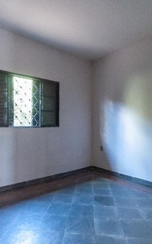 Casa à venda com 204m², 3 quartos e 3 vagas Casa à venda com 204m², 3 quartos e 3 vagasQuarto 2