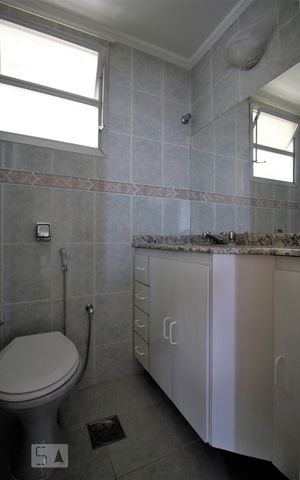 Apartamento à venda com 107m², 2 quartos e 2 vagasBanheiro