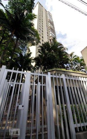 Apartamento à venda com 107m², 2 quartos e 2 vagasFachada