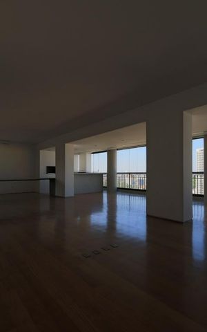 Apartamento à venda com 215m², 3 quartos e 4 vagas Apartamento à venda com 215m², 3 quartos e 4 vagasSala