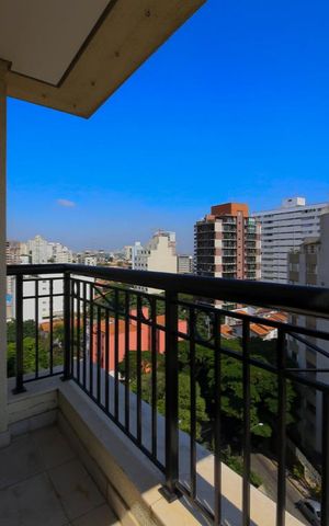 Apartamento à venda com 215m², 3 quartos e 4 vagas Apartamento à venda com 215m², 3 quartos e 4 vagasVaranda e Vista Suite 3