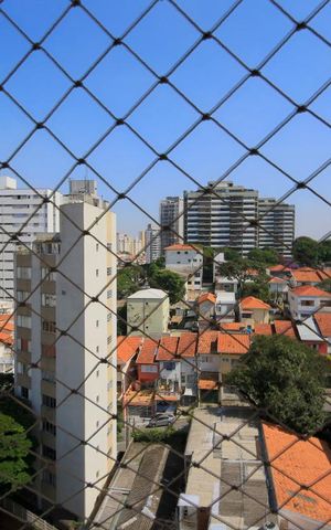 Apartamento à venda com 215m², 3 quartos e 4 vagas Apartamento à venda com 215m², 3 quartos e 4 vagasVista Suite 2