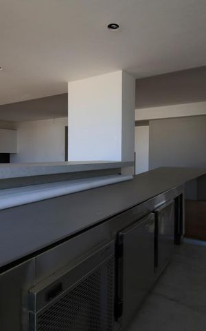 Apartamento à venda com 215m², 3 quartos e 4 vagas Apartamento à venda com 215m², 3 quartos e 4 vagasÁrea Gourmet