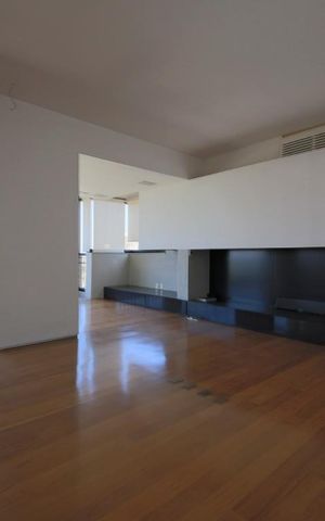 Apartamento à venda com 215m², 3 quartos e 4 vagas Apartamento à venda com 215m², 3 quartos e 4 vagasSala