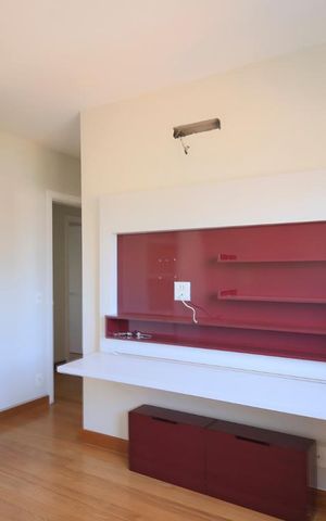 Apartamento à venda com 215m², 3 quartos e 4 vagas Apartamento à venda com 215m², 3 quartos e 4 vagasQuarto Suite 2