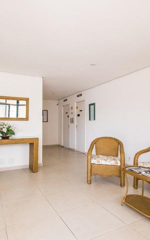 Apartamento à venda com 32m², 1 quarto e sem vagaÁrea Externa - Hall de Entrada