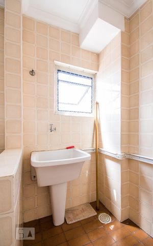 Apartamento à venda com 32m², 1 quarto e sem vagaÁrea de Serviço