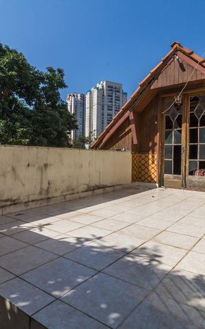 Casa para alugar com 660m², 6 quartos e 4 vagas Casa para alugar com 660m², 6 quartos e 4 vagasLaje
