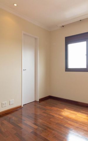 Apartamento à venda com 290m², 3 quartos e 3 vagasSuíte 3